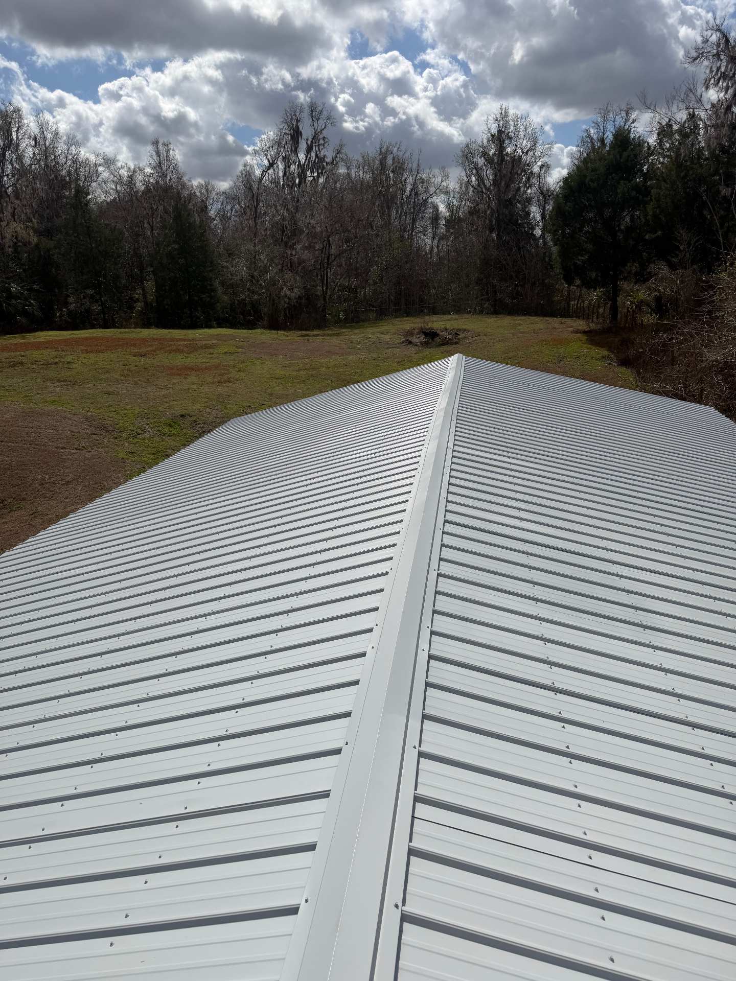 Ribbed Metal Roof — Reflective Finish
